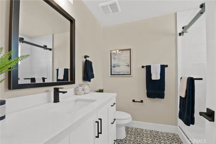 18090 Prairie Avenue 101, Torrance, California 90504