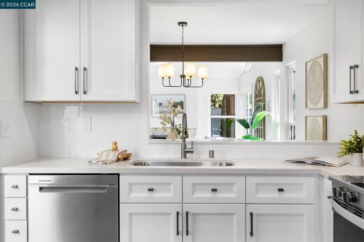2407 Bay Meadows Cir, Pleasanton, California 94566
