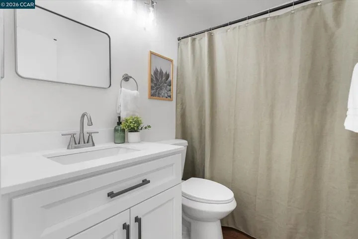 2407 Bay Meadows Cir, Pleasanton, California 94566