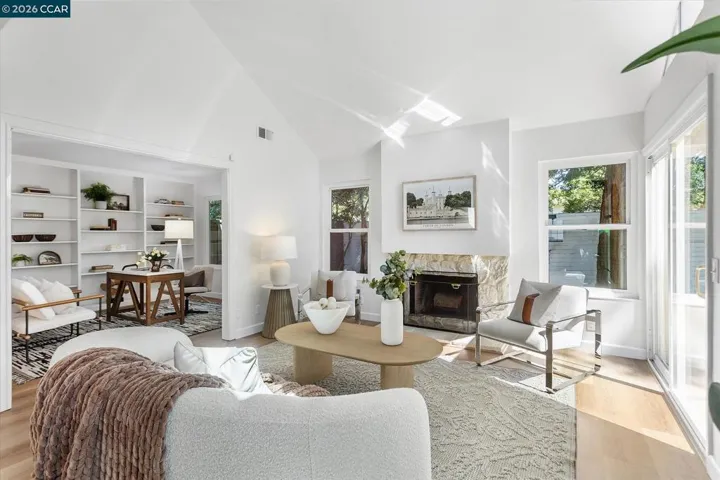 2407 Bay Meadows Cir, Pleasanton, California 94566