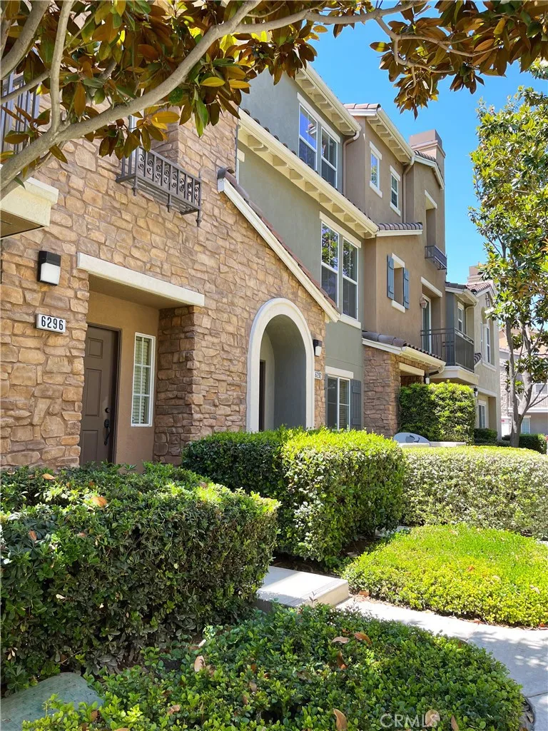 Front walk way