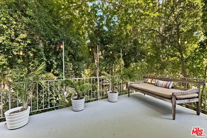 7586 Woodrow Wilson Drive, Los Angeles, California 90046
