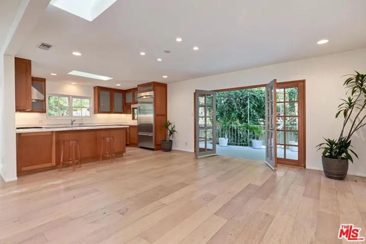 7586 Woodrow Wilson Drive, Los Angeles, California 90046