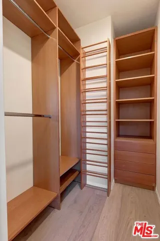 7586 Woodrow Wilson Drive, Los Angeles, California 90046