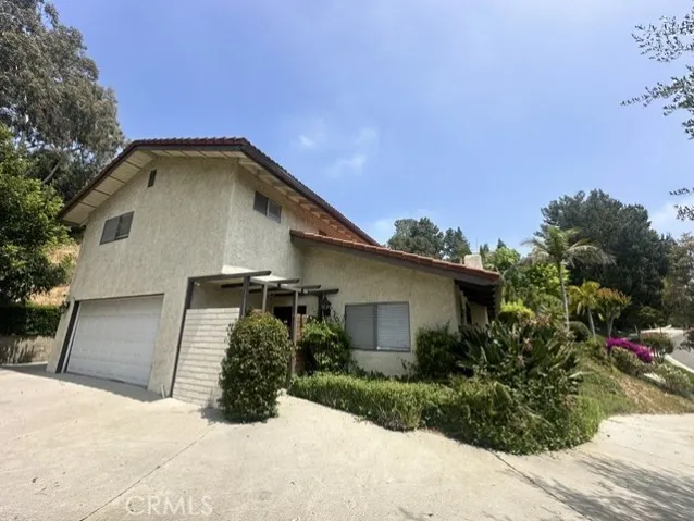 1969 Alpha Street, South Pasadena, California 91030