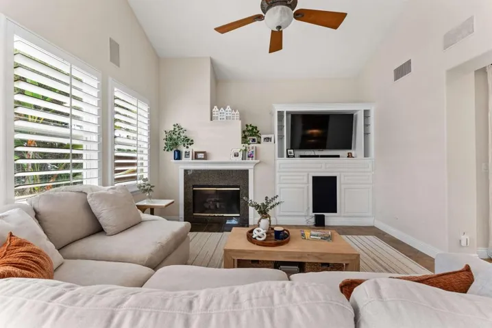 1546 Black Walnut Drive, San Marcos, California 92078
