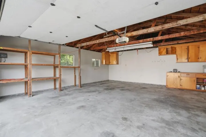 385 Carmelita Drive, Mountain View, California 94040