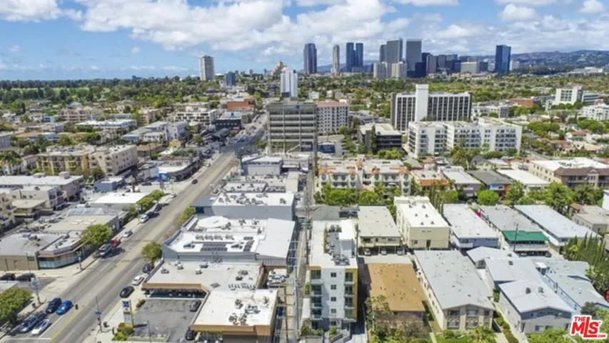 1143 Glenville Drive 302, Los Angeles, California 90035