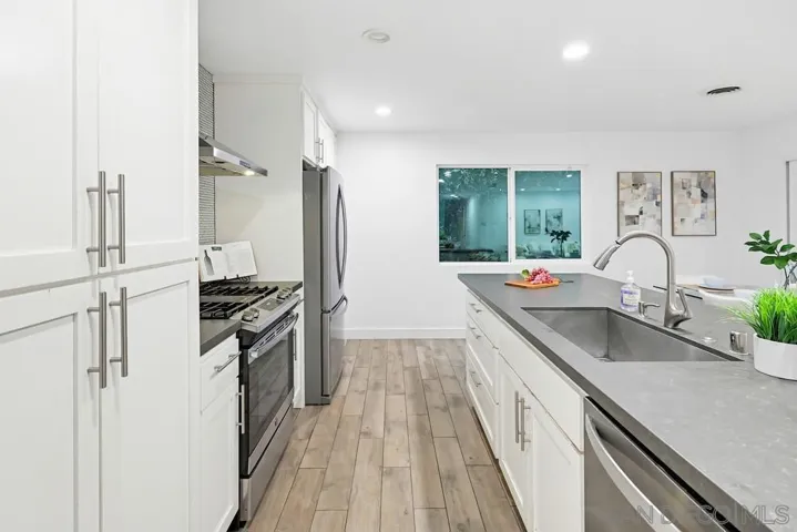 4080 Forney, San Diego, California 92117