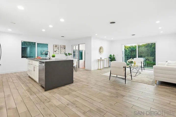 4080 Forney, San Diego, California 92117