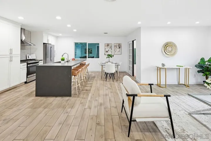 4080 Forney, San Diego, California 92117