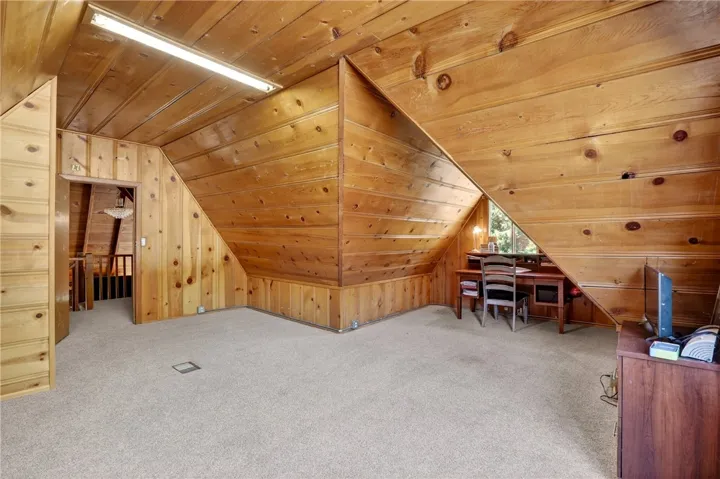 336 Lovers, Cedarpines Park, California 92322