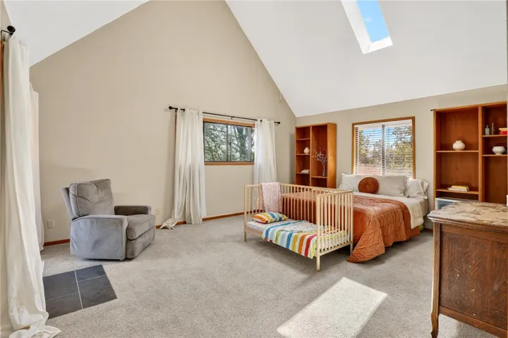 336 Lovers, Cedarpines Park, California 92322