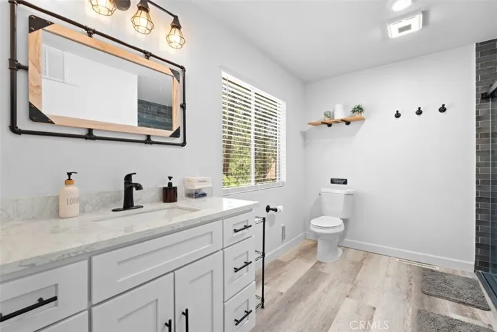 1535 Linnet, Wrightwood, California 92397