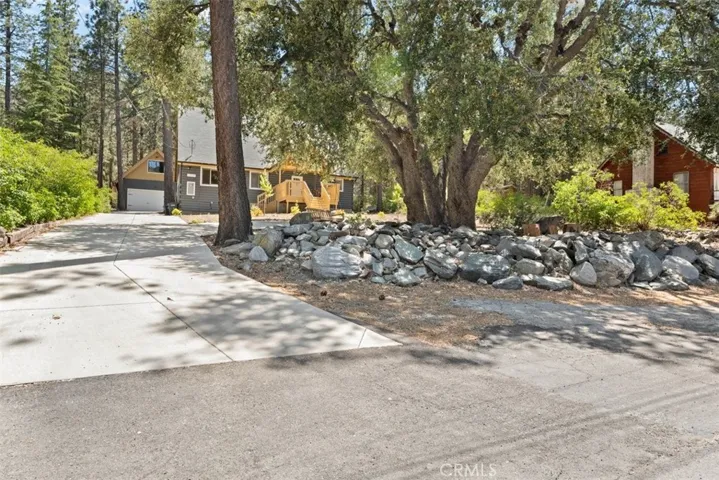 1535 Linnet, Wrightwood, California 92397