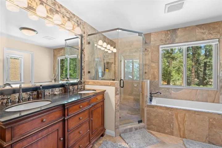 1535 Linnet, Wrightwood, California 92397