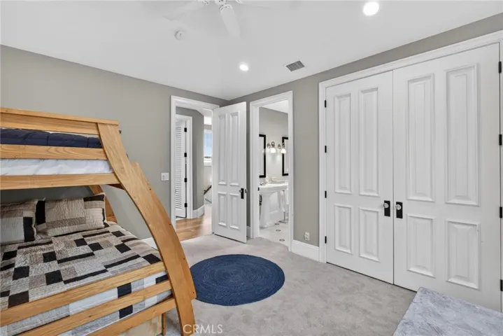 2705 Palm Avenue, Manhattan Beach, California 90266