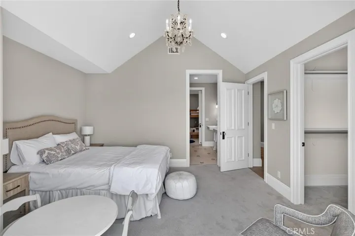 2705 Palm Avenue, Manhattan Beach, California 90266