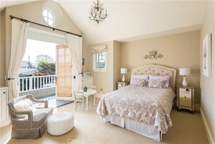 2705 Palm Avenue, Manhattan Beach, California 90266