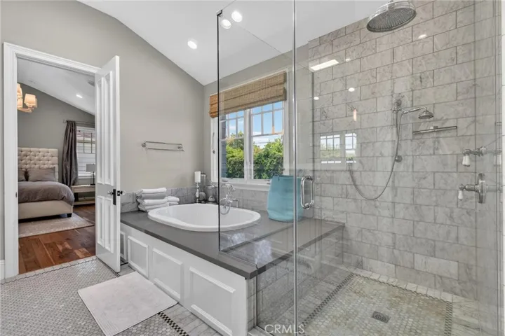 2705 Palm Avenue, Manhattan Beach, California 90266