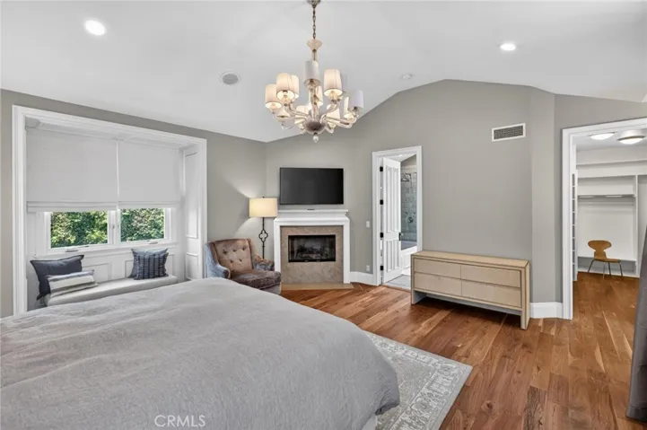 2705 Palm Avenue, Manhattan Beach, California 90266