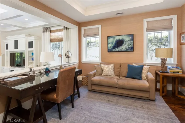 2705 Palm Avenue, Manhattan Beach, California 90266