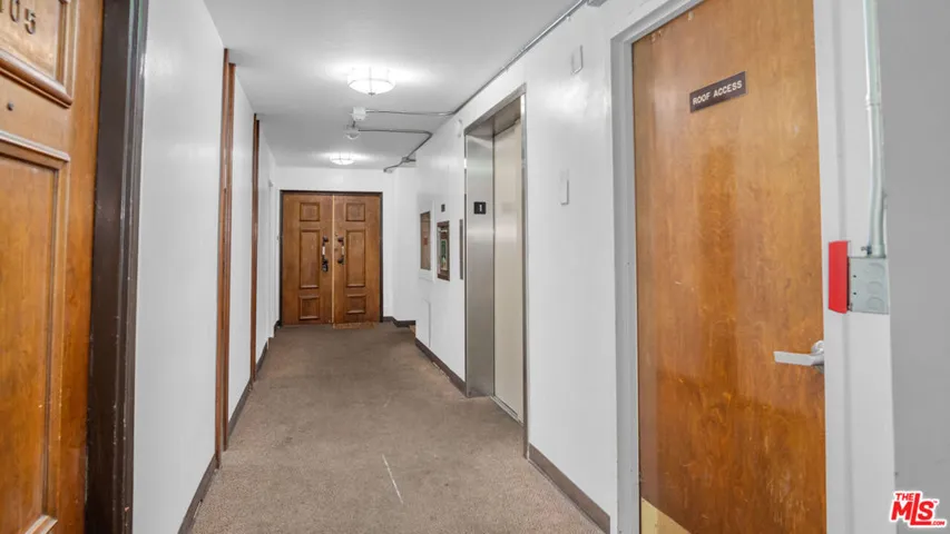 2260 N Cahuenga Boulevard 106, Los Angeles, California 90068