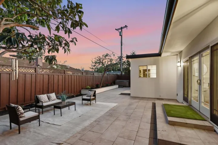2466 Armstrong, Santa Clara, California 95050