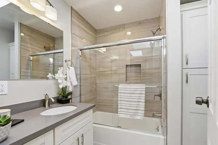 2466 Armstrong, Santa Clara, California 95050