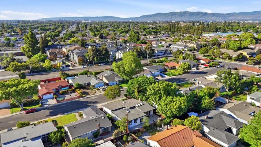 2466 Armstrong, Santa Clara, California 95050