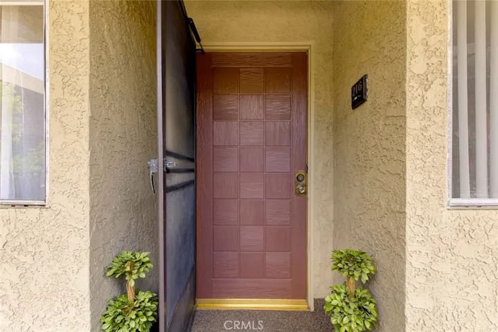 125 W Mountain Street 216, Glendale, California 91202