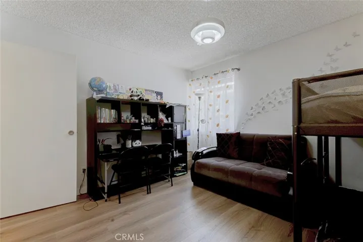 125 W Mountain Street 216, Glendale, California 91202