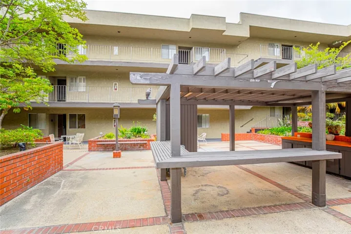125 W Mountain Street 216, Glendale, California 91202
