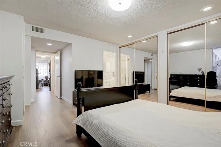 125 W Mountain Street 216, Glendale, California 91202