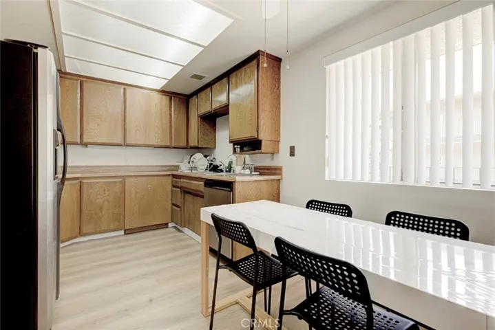 125 W Mountain Street 216, Glendale, California 91202