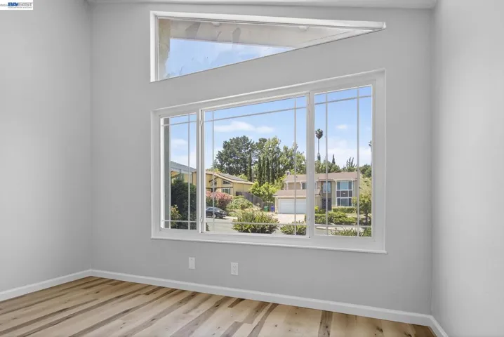 247 Sparrow Dr, Hercules, California 94547