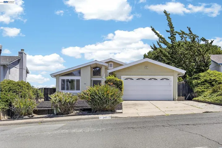 247 Sparrow Dr, Hercules, California 94547