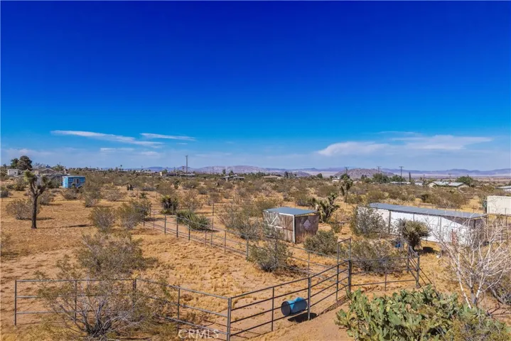 975 Jemez Trail, Yucca Valley, California 92284