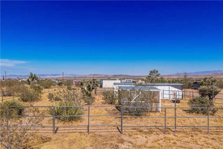 975 Jemez Trail, Yucca Valley, California 92284