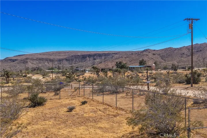 975 Jemez Trail, Yucca Valley, California 92284