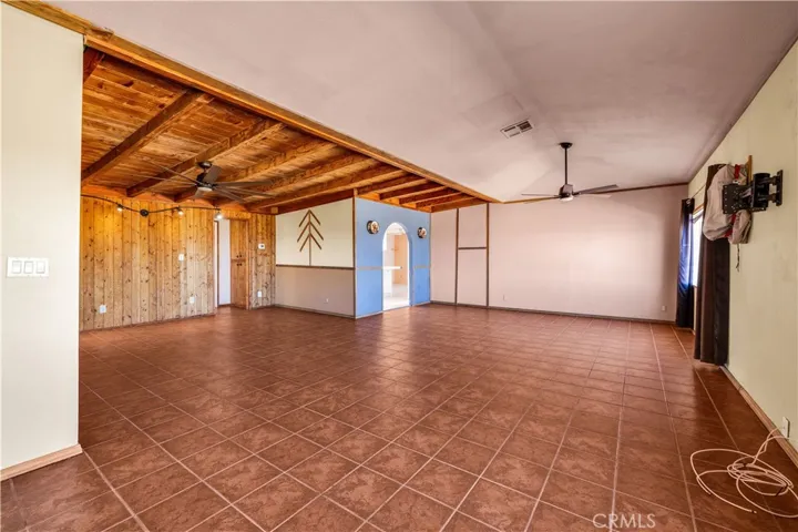 975 Jemez Trail, Yucca Valley, California 92284