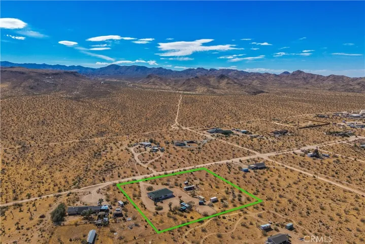 975 Jemez Trail, Yucca Valley, California 92284