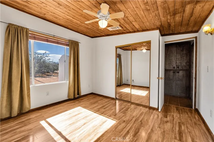 975 Jemez Trail, Yucca Valley, California 92284