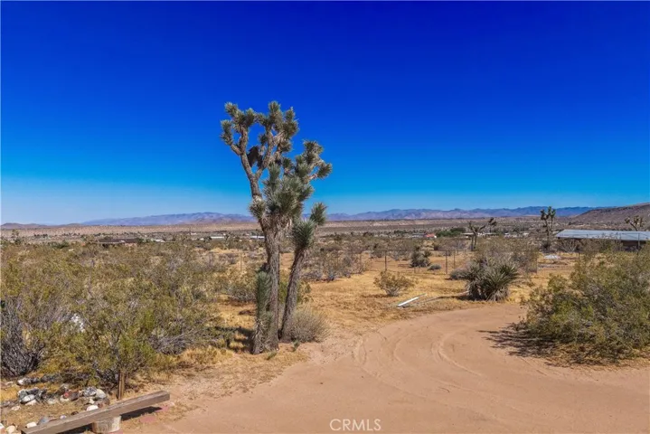 975 Jemez Trail, Yucca Valley, California 92284