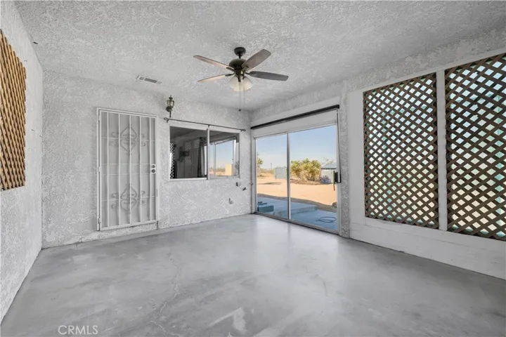 975 Jemez Trail, Yucca Valley, California 92284