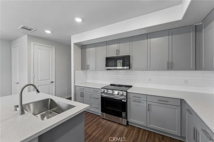 9198 Waverly Lane, Riverside, California 92503