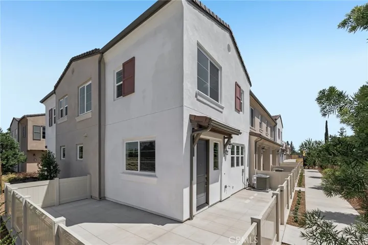 9198 Waverly Lane, Riverside, California 92503