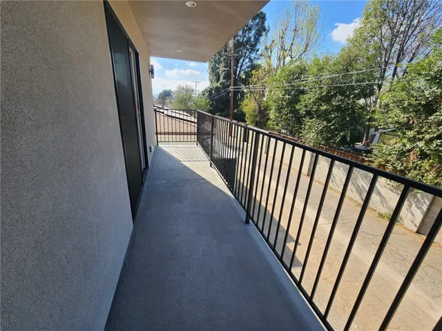 9033 Lindley Avenue, Northridge, California 91325