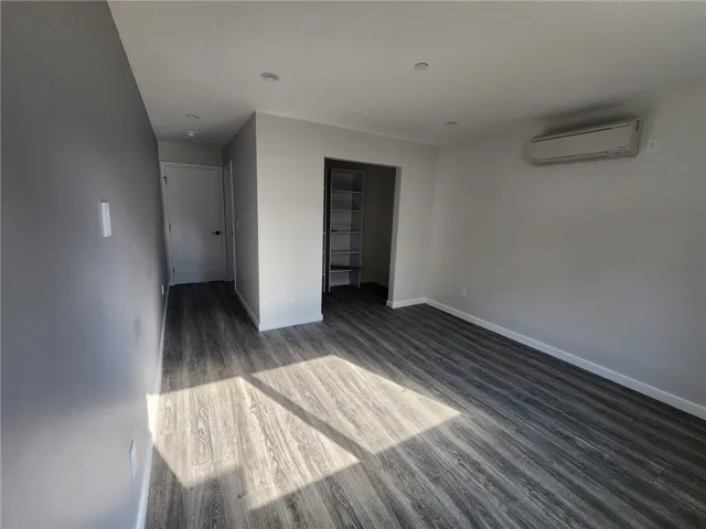 9033 Lindley Avenue, Northridge, California 91325