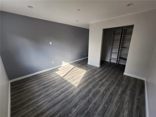 9033 Lindley Avenue, Northridge, California 91325